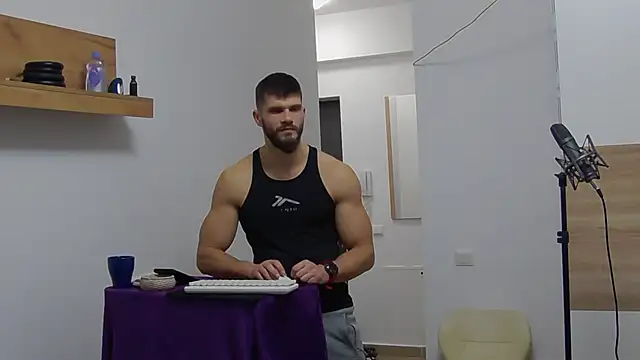 Snapshot of MauroTwin chatting on 02/12/25, 05:48 MauroTwin online show from 02/12/25, 05:48