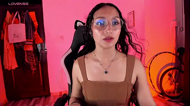 adrena 10 online show from 04/29/26, 11:44