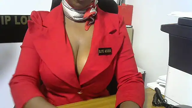 Snapshot of missytrig chatting on 02/06/26, 02:05 missytrig online show from 02/06/26, 02:05