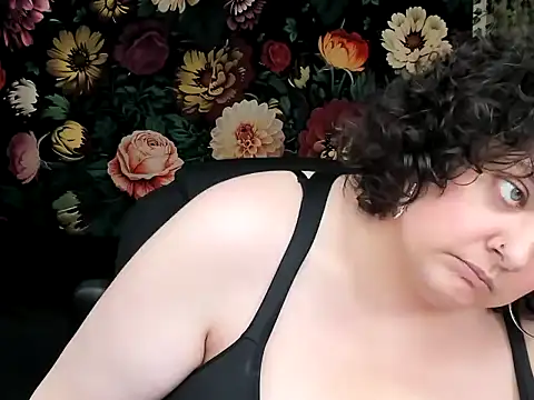 Exotic-Melons online show from 05/22/26, 09:53