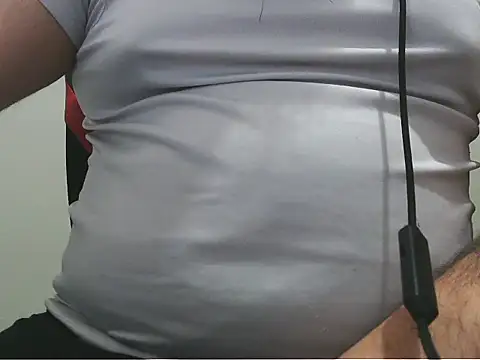 Snapshot of Skyzclanbr chatting on 01/18/26, 01:37 Skyzclanbr online show from 01/18/26, 01:37