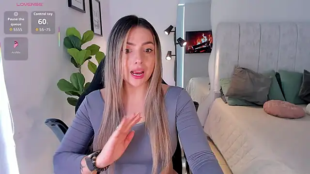 AmyWood online show from 05/06/26, 08:03