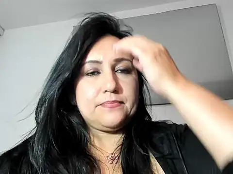 foxy-porn1 online show from 02/26/25, 10:42