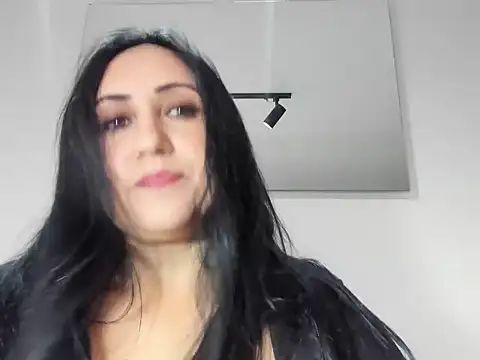 Snapshot of foxy-porn1 chatting on 06/19/26, 08:23 foxy-porn1 online show from 06/19/26, 08:23