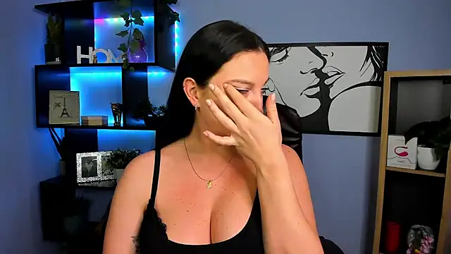 Snapshot of FUN_AMI chatting on 03/20/25, 05:47 FUN AMI online show from 03/20/25, 05:47