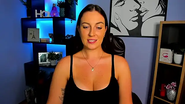 Snapshot of FUN_AMI chatting on 11/06/25, 02:29 FUN AMI online show from 11/06/25, 02:29