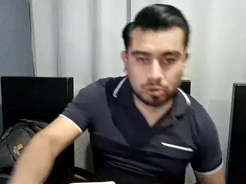 Snapshot of youmanhorny chatting on 07/21/26, 02:58 youmanhorny online show from 07/21/26, 02:58