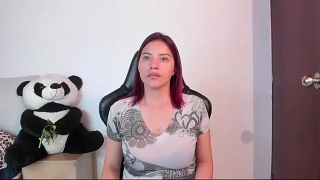 Snapshot of Arenne_rouse chatting on 03/25/26, 09:54 Arenne rouse online show from 03/25/26, 09:54