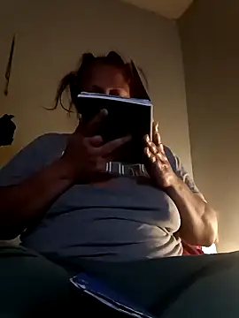 Snapshot of THEBEDroomdoOR chatting on 12/07/24, 04:47 THEBEDroomdoOR online show from 12/07/24, 04:47