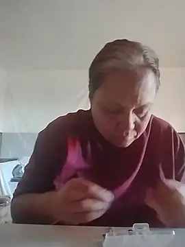 Snapshot of THEBEDroomdoOR chatting on 07/20/26, 12:18 THEBEDroomdoOR online show from 07/20/26, 12:18