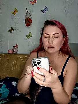 Katti Kissa online show from 10/24/25, 11:39