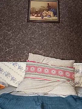 Katti Kissa online show from 02/25/26, 09:08