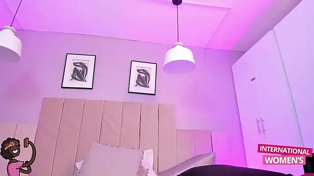 Inndrahot online show from 03/09/25, 03:22