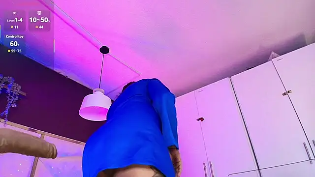 Inndrahot online show from 09/11/25, 03:50