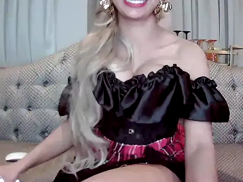 Snapshot of cansu12 chatting on 02/23/26, 10:51 cansu12 online show from 02/23/26, 10:51