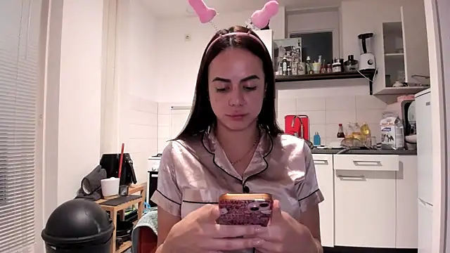 fantasydollx online show from 11/13/25, 05:45