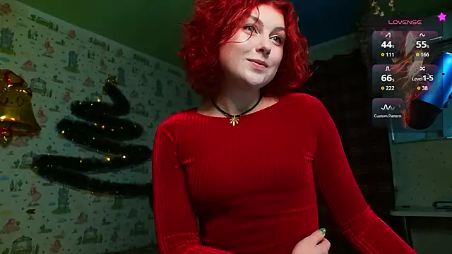 Snapshot of SmokyRose chatting on 12/20/25, 11:50 SmokyRose online show from 12/20/25, 11:50