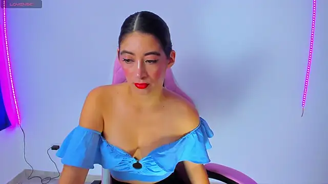 MeganWhite3 online show from 03/02/25, 09:32