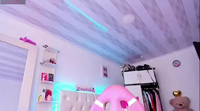 briitany hot online show from 03/06/25, 04:49