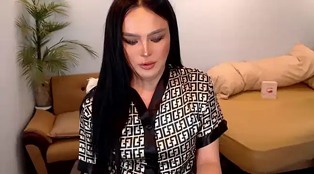 Snapshot of PrettyWomanxxx chatting on 12/03/24, 12:35 PrettyWomanxxx online show from 12/03/24, 12:35