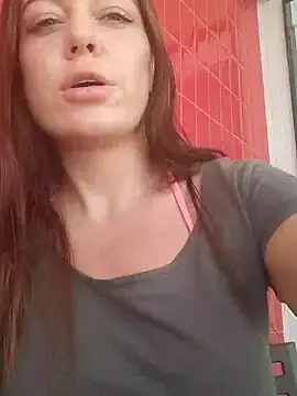 LilliThelo online show from 02/15/25, 05:07