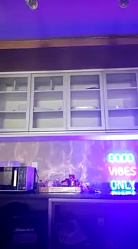 LilliThelo online show from 03/11/25, 10:07