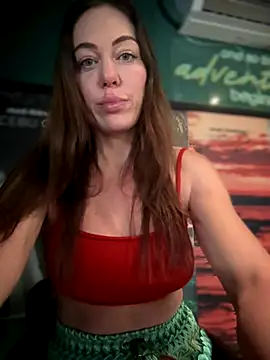 LilliThelo online show from 10/01/25, 01:00