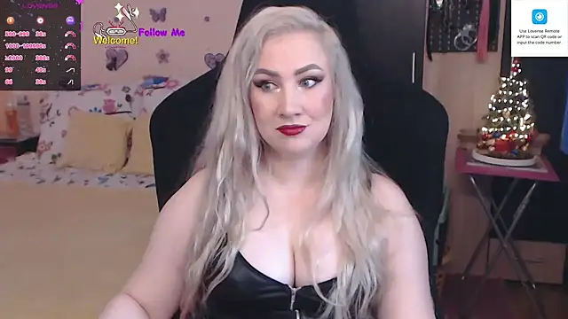 MissLexyGold online show from 12/22/24, 11:00