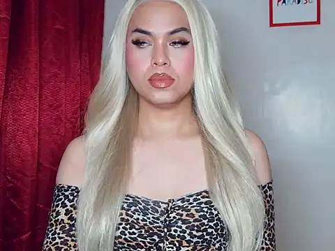 MistressLuna1 online show from 11/16/25, 08:47