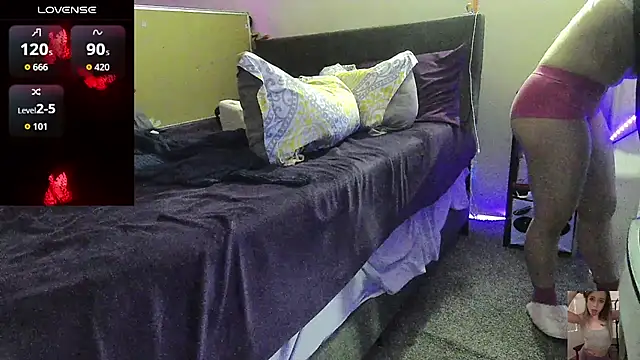 Blondiewithanass online show from 04/27/26, 02:26