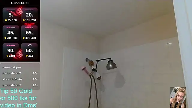 Snapshot of Blondiewithanass chatting on 06/28/26, 10:38 Blondiewithanass online show from 06/28/26, 10:38