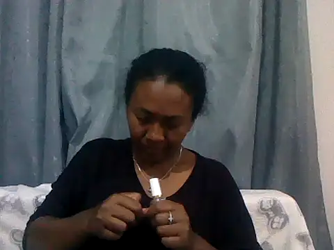 sexyladii online show from 10/06/25, 04:37