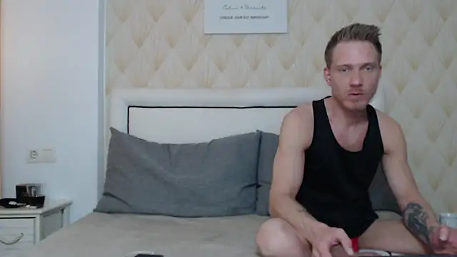 JessicaSteve online show from 02/19/26, 04:03