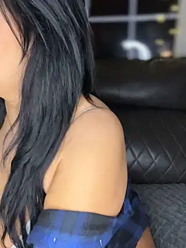 LittleMissEeve online show from 04/28/26, 03:00