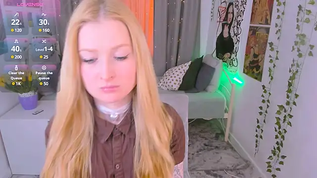 Laly Peach online show from 02/12/25, 04:22