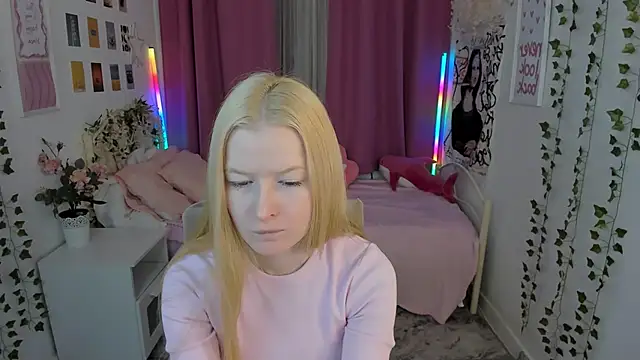 Laly Peach online show from 03/01/26, 06:15