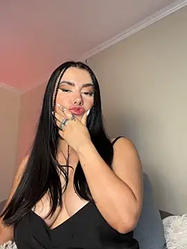 Snapshot of Samispank chatting on 02/07/26, 10:35 Samispank online show from 02/07/26, 10:35