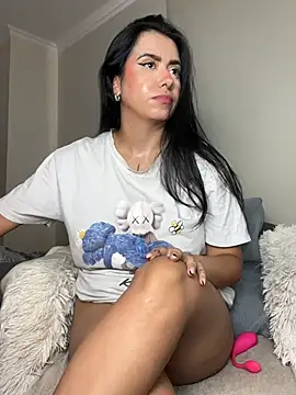 Snapshot of Samispank chatting on 03/15/26, 01:06 Samispank online show from 03/15/26, 01:06