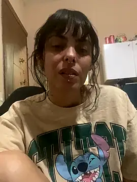 Snapshot of Sarah-safada chatting on 11/22/25, 03:05 Sarah-safada online show from 11/22/25, 03:05