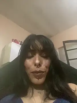 Snapshot of Sarah-safada chatting on 03/19/26, 11:31 Sarah-safada online show from 03/19/26, 11:31