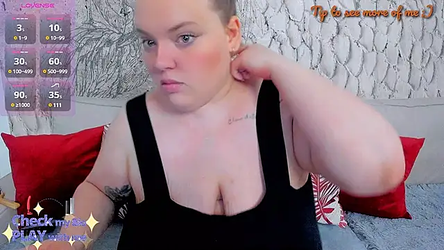 Snapshot of _MarryGirl_ chatting on 01/09/25, 05:23  MarryGirl  online show from 01/09/25, 05:23