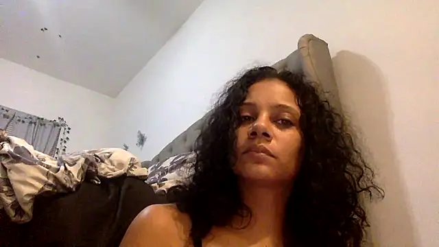 Snapshot of pinksugarxx chatting on 11/26/25, 11:39 pinksugarxx online show from 11/26/25, 11:39