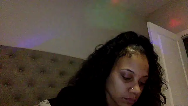 Snapshot of pinksugarxx chatting on 04/15/26, 01:45 pinksugarxx online show from 04/15/26, 01:45