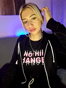 Fuck-Gina online show from 03/06/25, 12:32