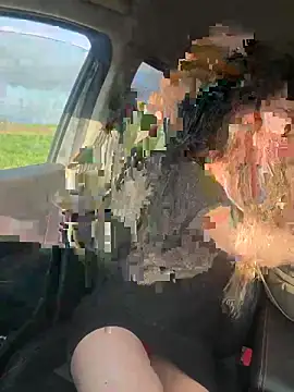 nicole 98 online show from 03/18/25, 04:04