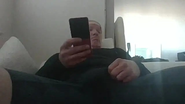 Snapshot of timothygonterman chatting on 06/05/26, 02:23 timothygonterman online show from 06/05/26, 02:23