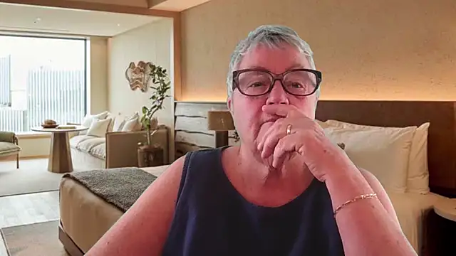 Snapshot of GrannyChrissy68 chatting on 06/06/26, 12:43 GrannyChrissy68 online show from 06/06/26, 12:43