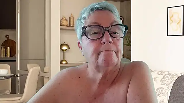 Snapshot of GrannyChrissy68 chatting on 06/25/26, 01:26 GrannyChrissy68 online show from 06/25/26, 01:26