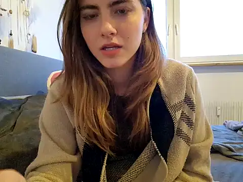 Snapshot of RubyRubin chatting on 12/17/24, 02:55 RubyRubin online show from 12/17/24, 02:55