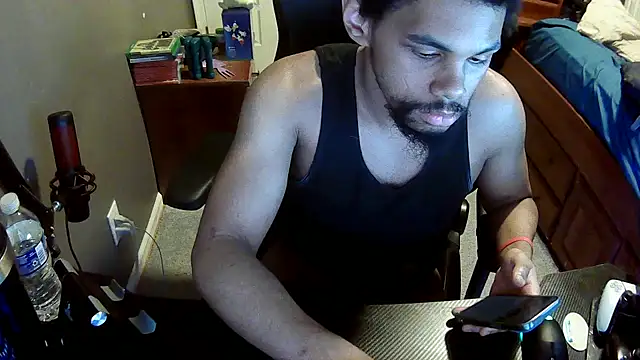 Snapshot of Neovergil0 chatting on 01/01/25, 05:33 Neovergil0 online show from 01/01/25, 05:33
